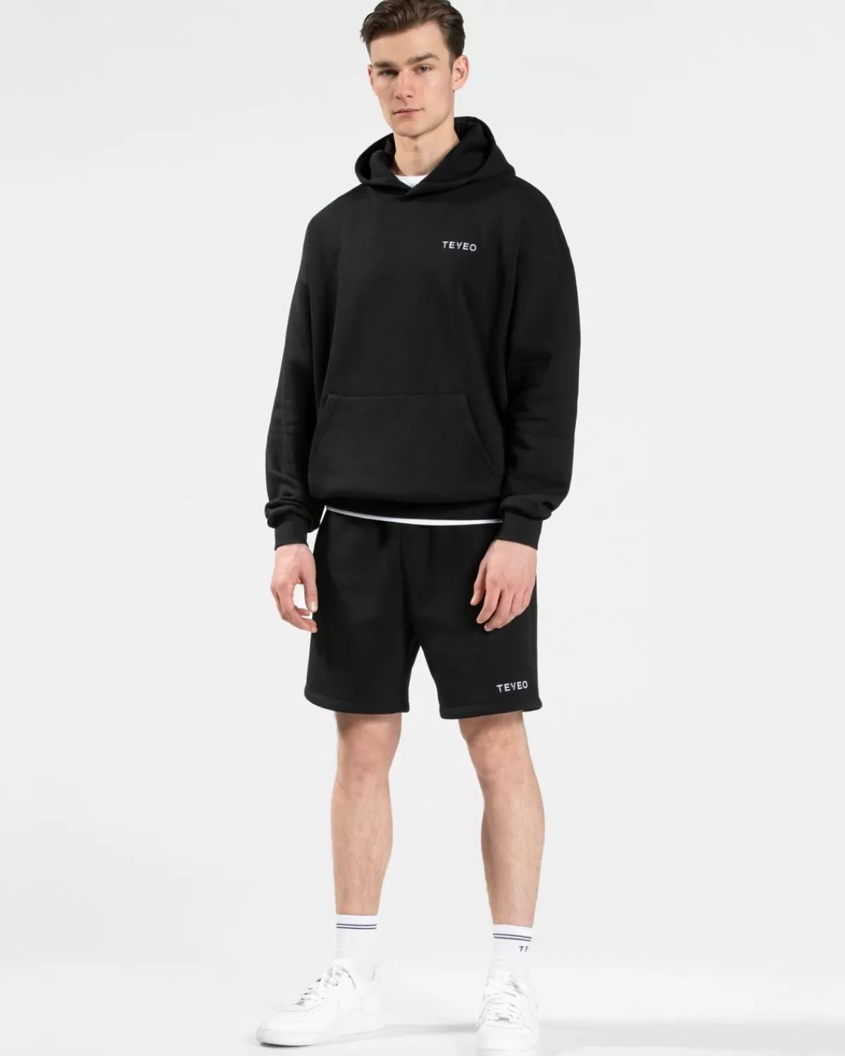 TEVEO Arrival Hoodie "Schwarz" Clearance