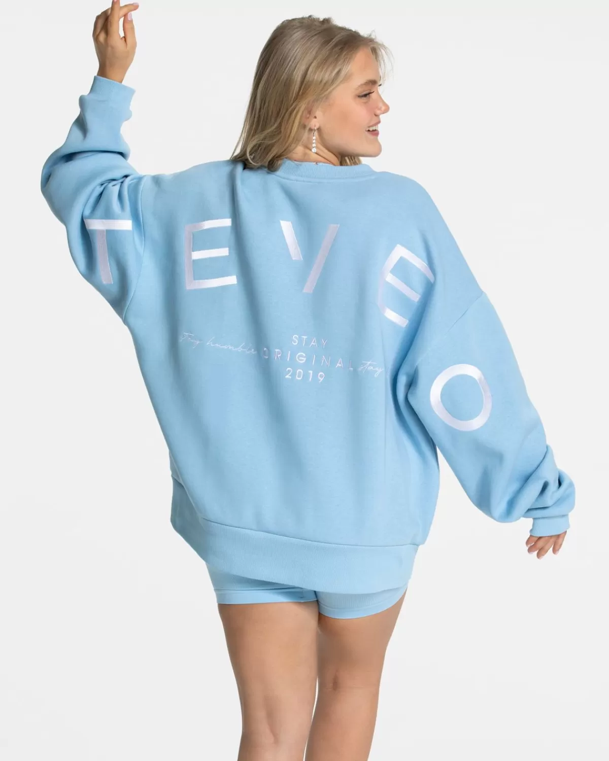 TEVEO Signature Oversized Sweater "Ice Blue" Fashion