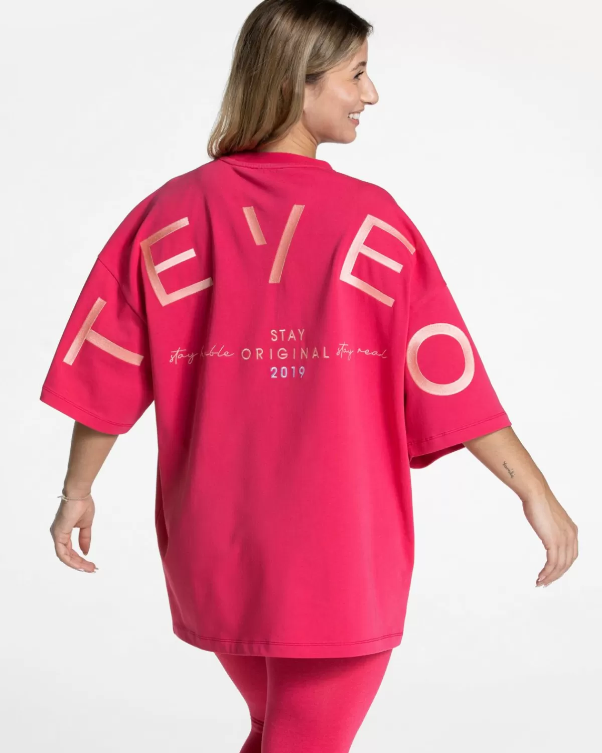 TEVEO Signature Oversized T-Shirt "Berry" Best