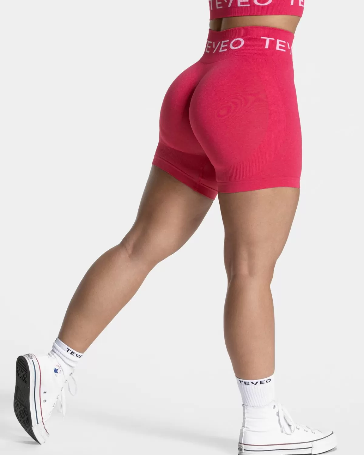 TEVEO Signature Scrunch Short "Berry" Fashion