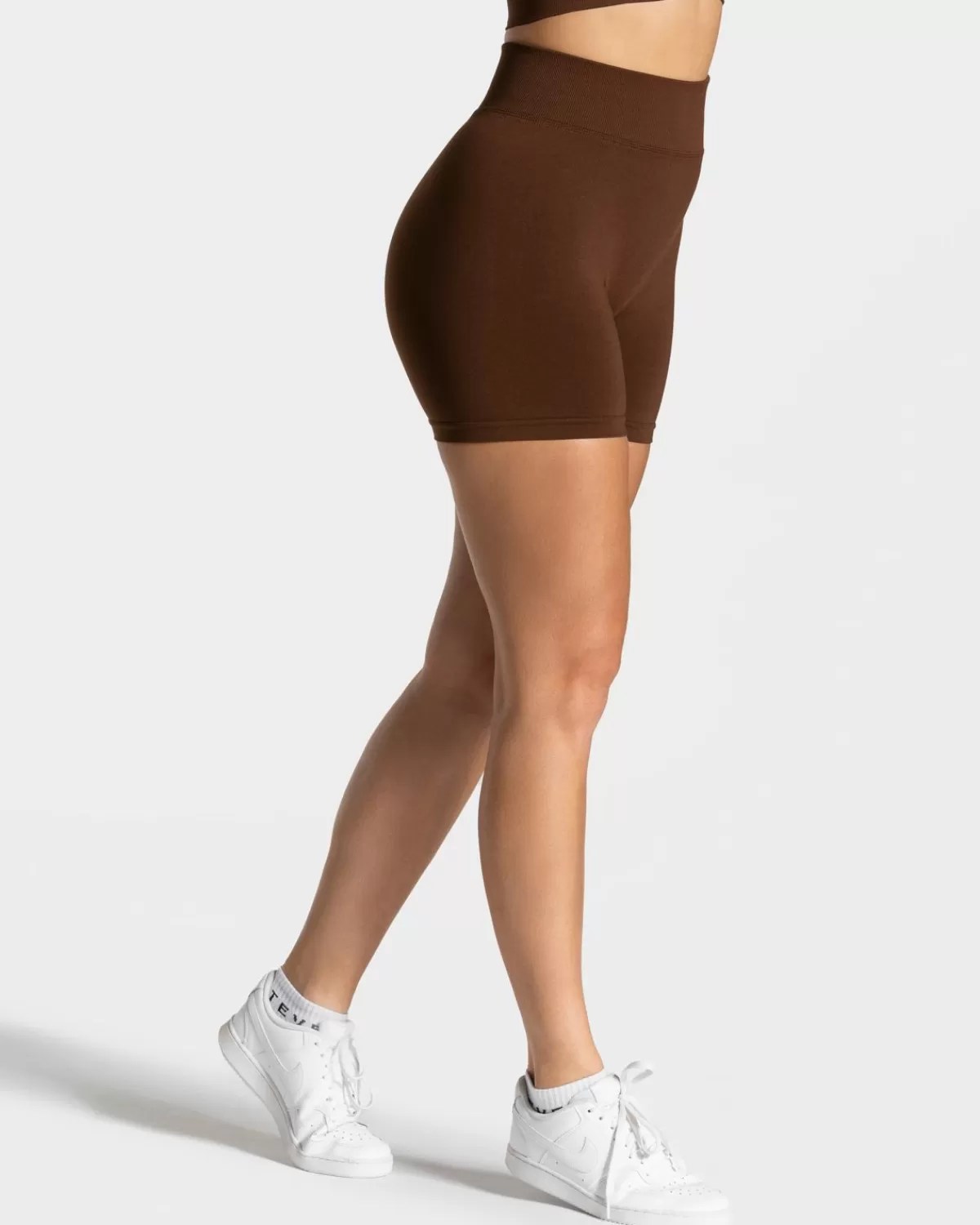 TEVEO Statement Scrunch Short "Kaffee" Cheap
