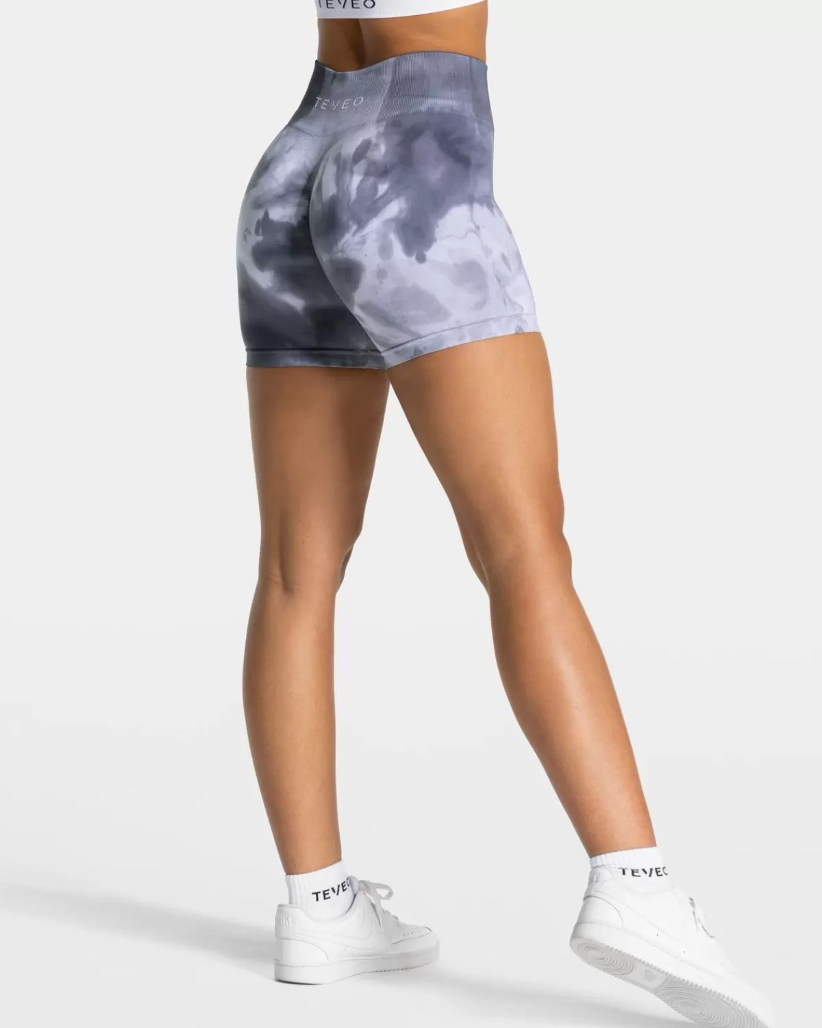 TEVEO Tie Dye Scrunch Short "Stormy" New